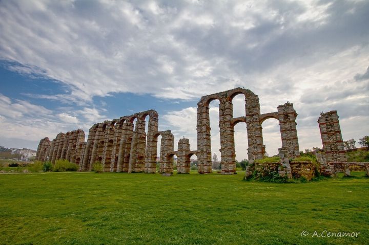 Acueducto de Los Milagros oeste
